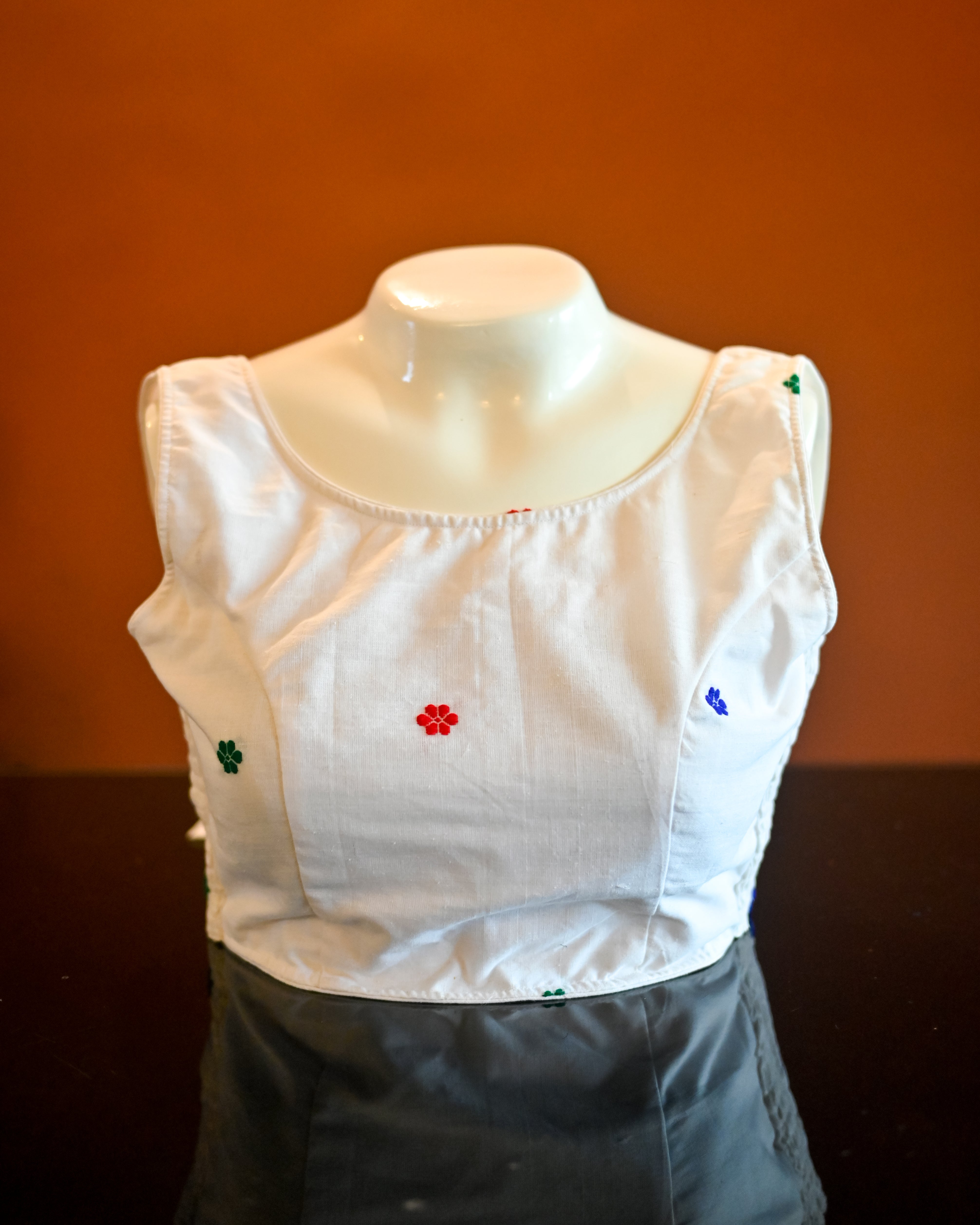 BOAT NECK STRETCHLINE BLOUSE IN BUTA DESIGN